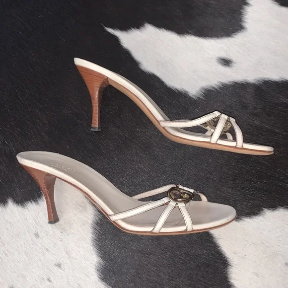 GucciY2K White Slip On Monogram Medallion Peep Toe Mules 6.5